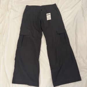 NWT Low rise Brandy Melville cargo pants